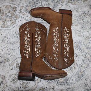 Reywelt tan leather boots with cream embroidery size 23/6